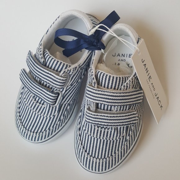 Janie and Jack Seersucker Sneakers - Picture 3 of 9